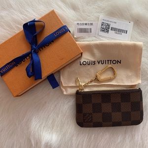 Louis Vuitton pouch/key holder/cles